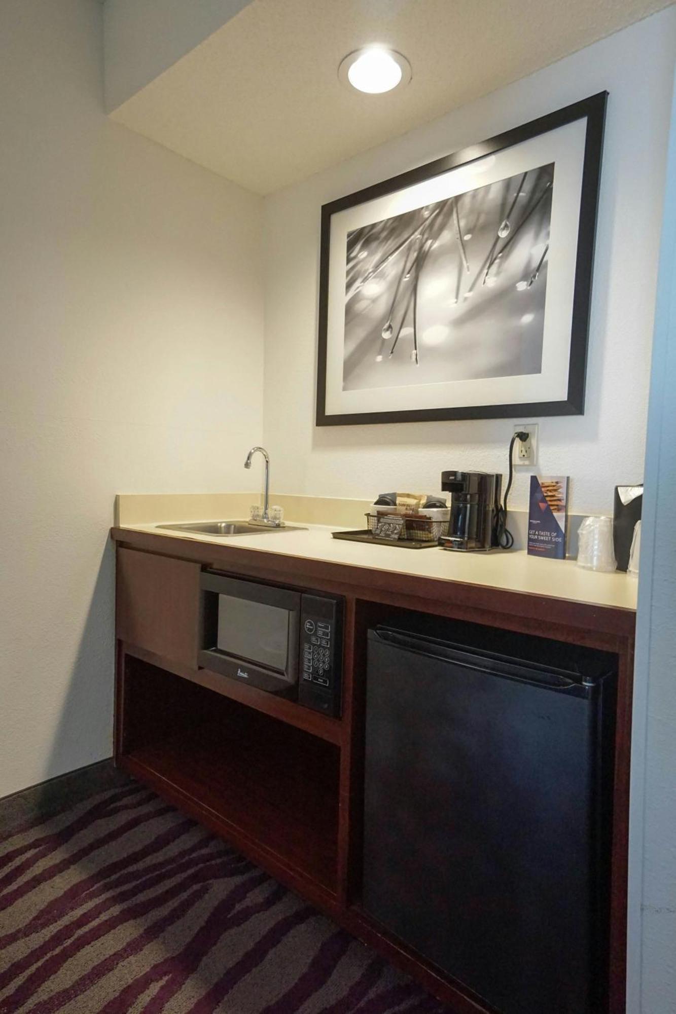 Springhill Suites By Marriott Savannah Midtown Zewnętrze zdjęcie