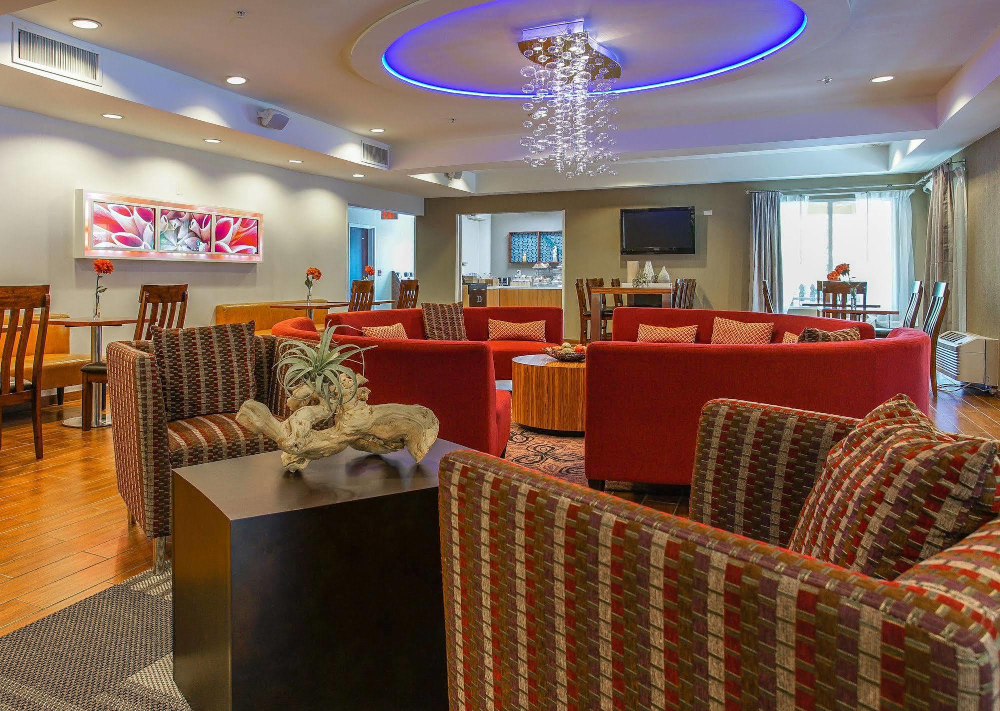 Springhill Suites By Marriott Savannah Midtown Zewnętrze zdjęcie
