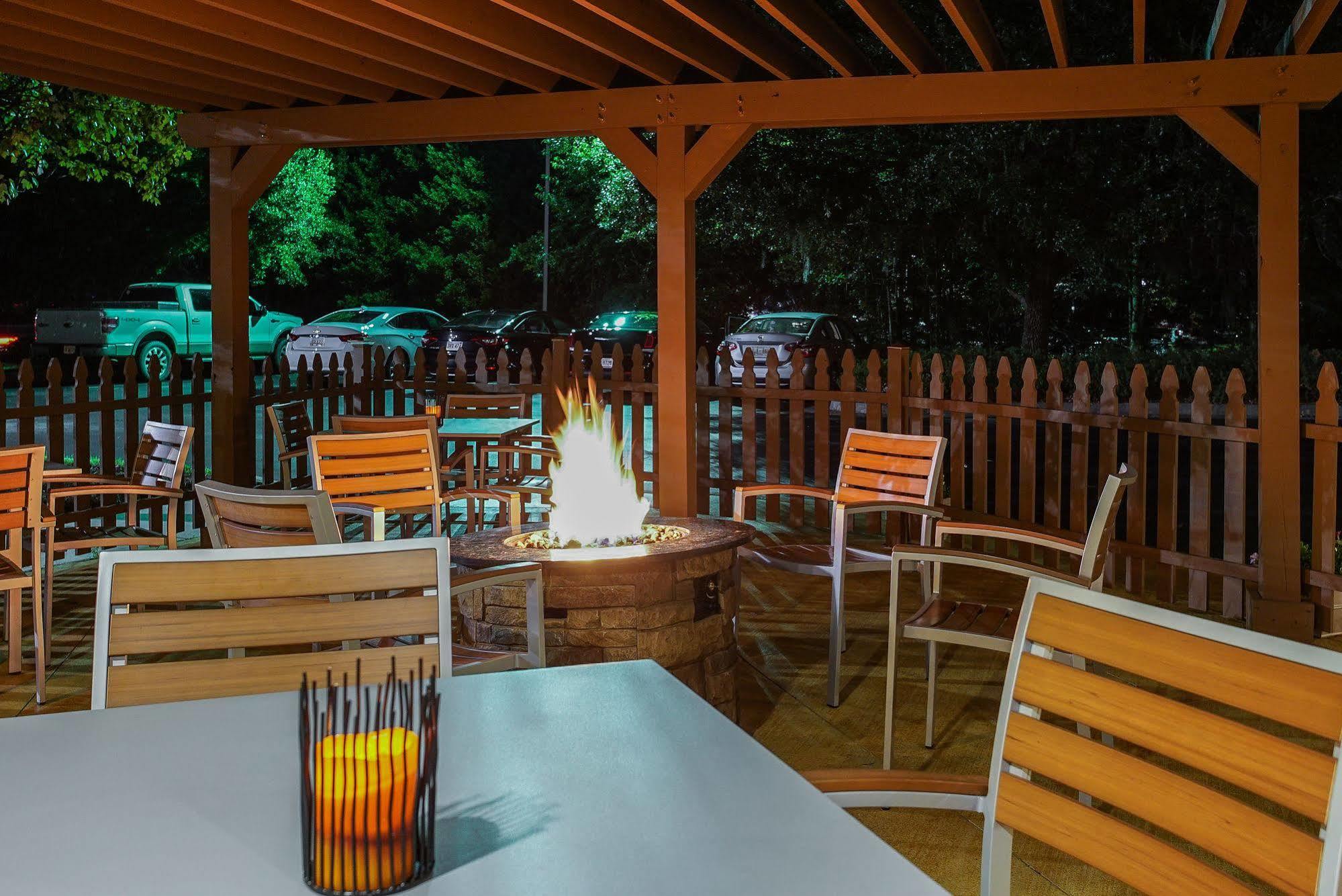 Springhill Suites By Marriott Savannah Midtown Zewnętrze zdjęcie